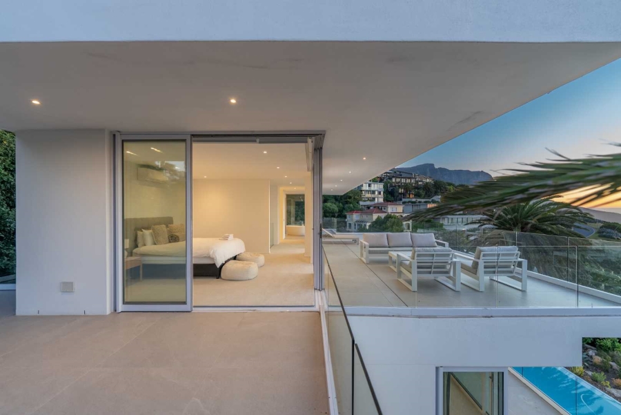 5 Bedroom Property for Sale in Camps Bay Western Cape